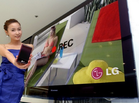 LG X-Canvas 50PS70 and 60PS70 Plasma HDTV with Time Machine