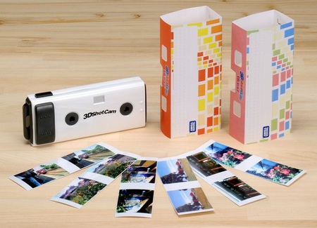 Takara Tomy 3D Shot Cam 3D Camera package