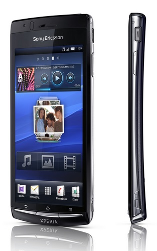 Sony Ericsson Xperia arc Super Slim Android Smartphone with Reality Display front slim