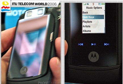 motorola_razr_maxx_v6_2.jpg