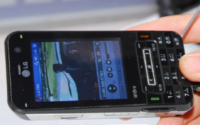 LG KC1 WiMAX PDA Phone