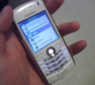 White BlackBerry Pearl
