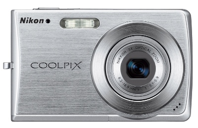 Nikon CoolPix S200 Digital Camera