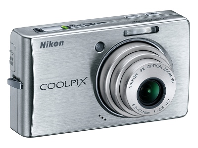 Nikon CoolPix S500 Compact Digital Camera