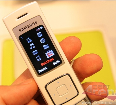 Samsung F200 Music Phone