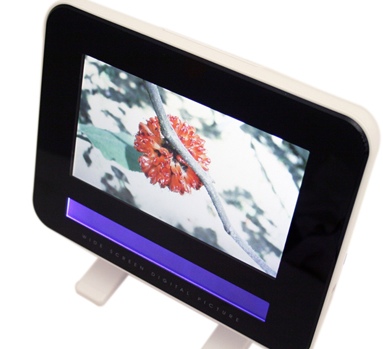 Mustek PF-E700 Photo Frame