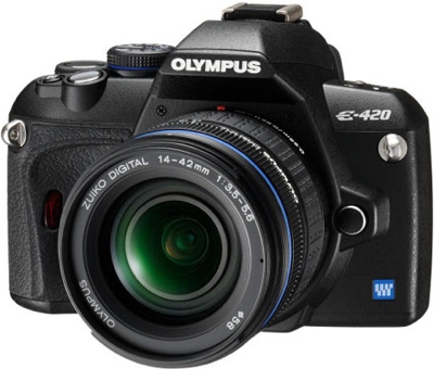 Olympus Evolt E-420 - Smallest DSLR