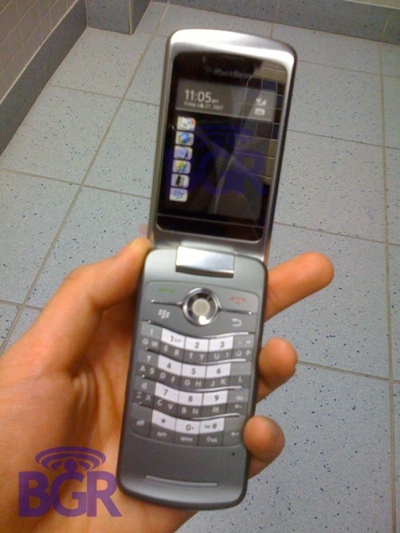 Blackberry Kickstart - the First Clamshell BlackBerry