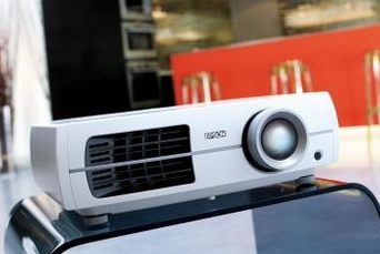 Epson EH-TW3000 3LCD HD Projector