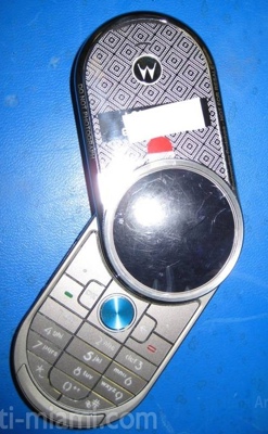 Motorola V70 Spy shot