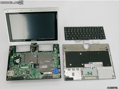 gigabyte-m912v-disassembled-4.jpg