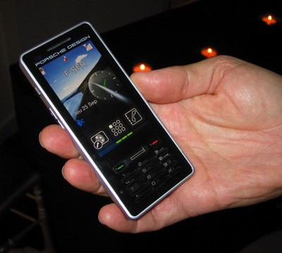 Sagem Porsche Design P'9522 Touch Phone