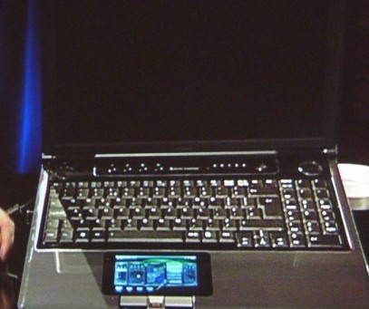 CES 2009: Asus M50 Laptop with a secondary computer