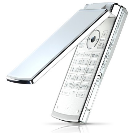 kddi-au-sharp-sh001-8mpix-phone-4.jpg