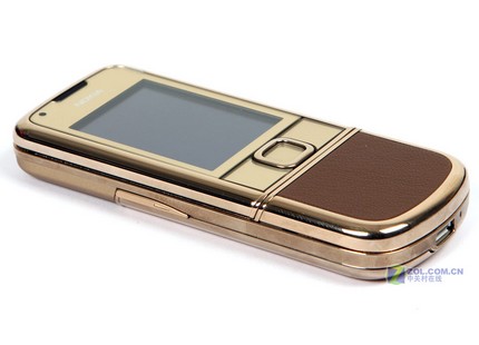 nokia-8800-gold-arte-unboxed-4.jpg