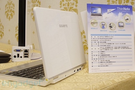 gigabyte-thin-note-s1024-netbook.jpg