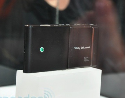 sony-ericsson-idou-12megapixel-phone-live-shots.jpg