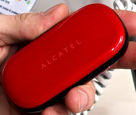 alcatel-ot-s320-clamshell.jpg