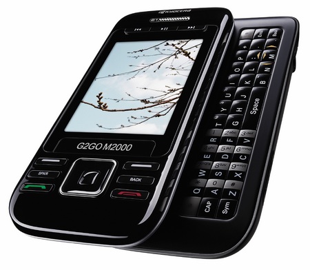 Kyocera G2GO M2000 CDMA QWERTY phone