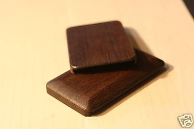 wooden-iphone-case-1