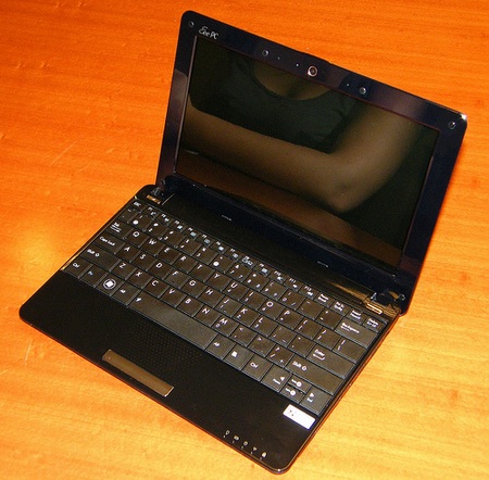 asus-eee-pc-1005ha-live-shot-3