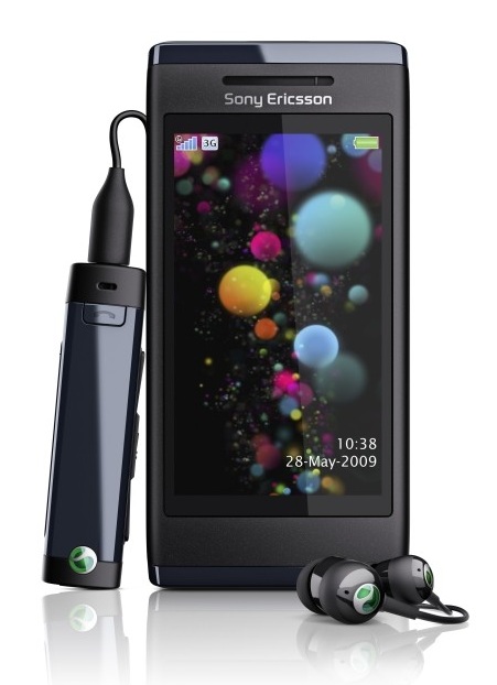 sony-ericsson-aino-touchscreen-slider-phone-2