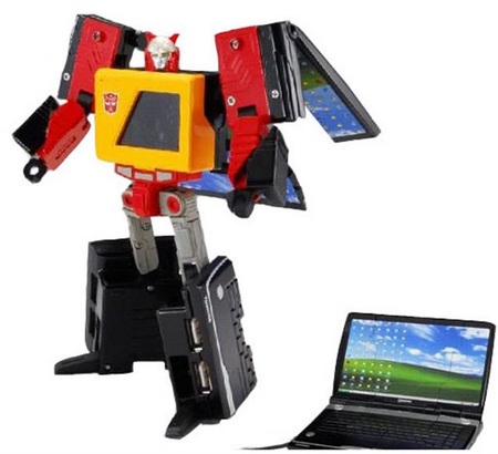 takara-blaster-transforming-usb-hub-blaster