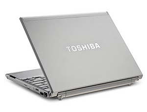 toshiba-portege-r600-st4203-first-laptop-with-512gb-ssd-1