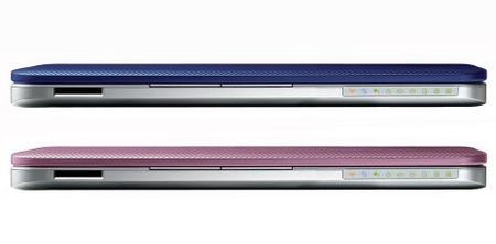 Toshiba NB205 Netbook Pink and Blue