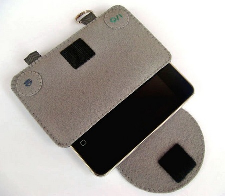 Felt Playstation Case for iPhone opened