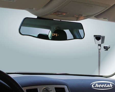 Cheetah GPSMirror Speed/Red Light Camera Detector in car