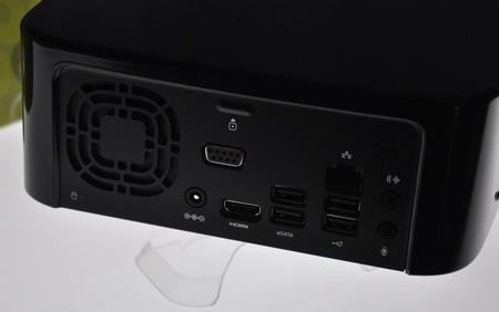 Dell Inspiron Zino HD HTPC back