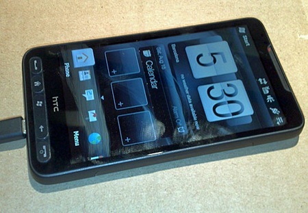 HTC Leo Spotted angle