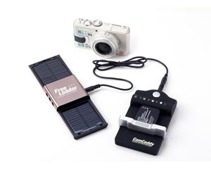 Solar Technology CamCaddy Universal Camera Battery Charger freeloader