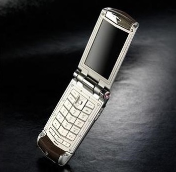 Vertu Constellation Ayxta Flip Phone