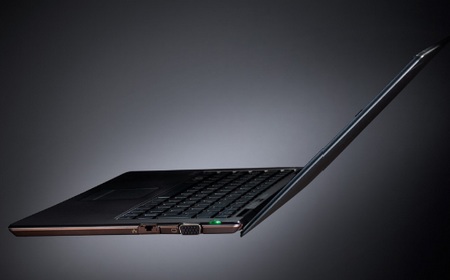 Sony VAIO X - World's Lightest Notebook side 1