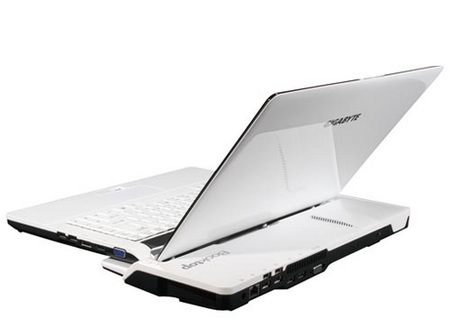 Gigabyte BookTop M1305 CULV Notebook with Docking Station docked