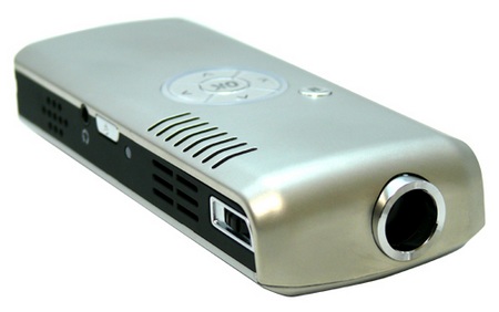 Lancerlink MPJ-104WCE Pico Projector running WindowsCE