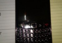 Blackberry Curve 8910 gets Pictured