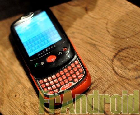 Alcatel OT-980 Android Phone looks like the Palm Pre