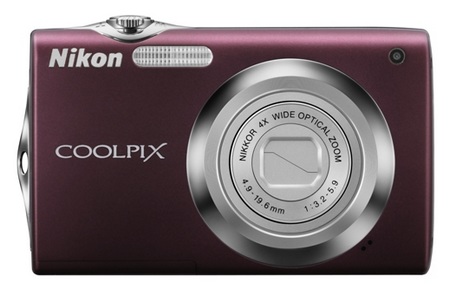 Nikon CoolPix S3000 digital camera plum