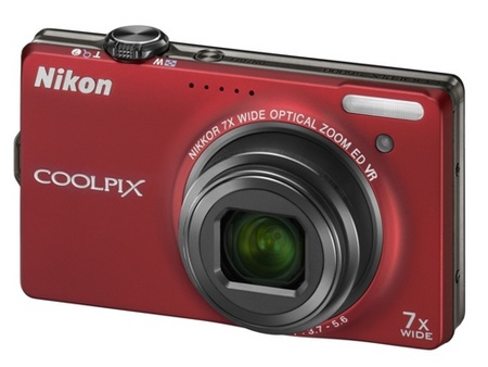 Nikon CoolPix S6000 Digital Camera Red