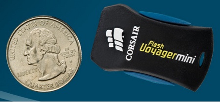 Corsair Flash Voyager Mini 32GB Flash Drive