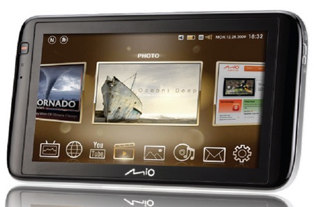 Mio Moov V780 Multimedia Navigator