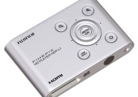 FujiFilm FinePix HDP-L1 HD Player Shows Real 3D Images