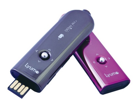 iRiver Lyumo M31 Shining MP3 player