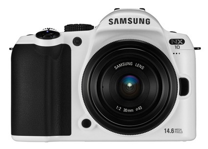 Samsung NX10 Limited White Edition front