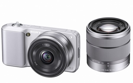 Sony NEX-3 Ultra-Compact DSLR with interchangeable lenses