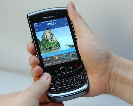 Blackberry Bold 9800 Slider Clear Shots on hand keyboard open