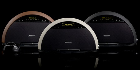 Meridian M80 Entertainment System colors